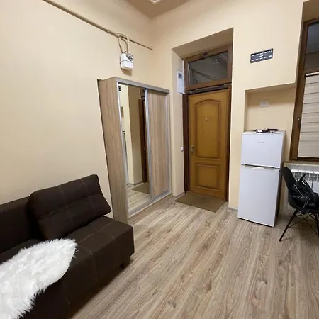 Smart 5 хв до вокзалу Apartment *